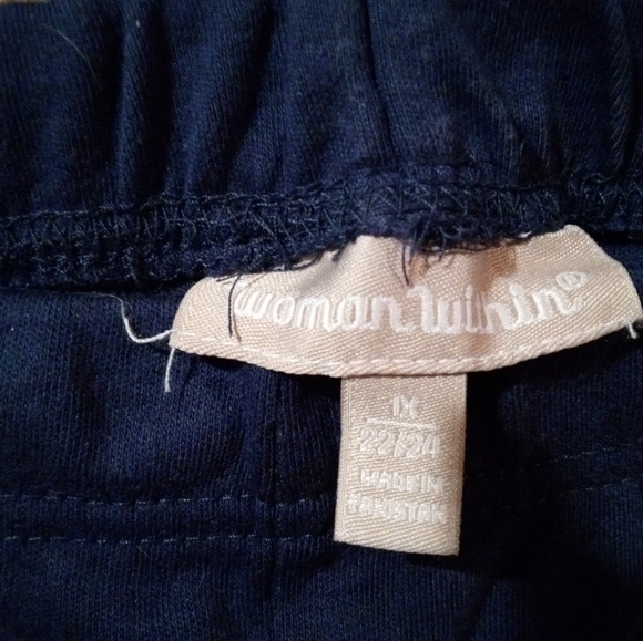 Woman Within Capri Set - Picture 4 of 6